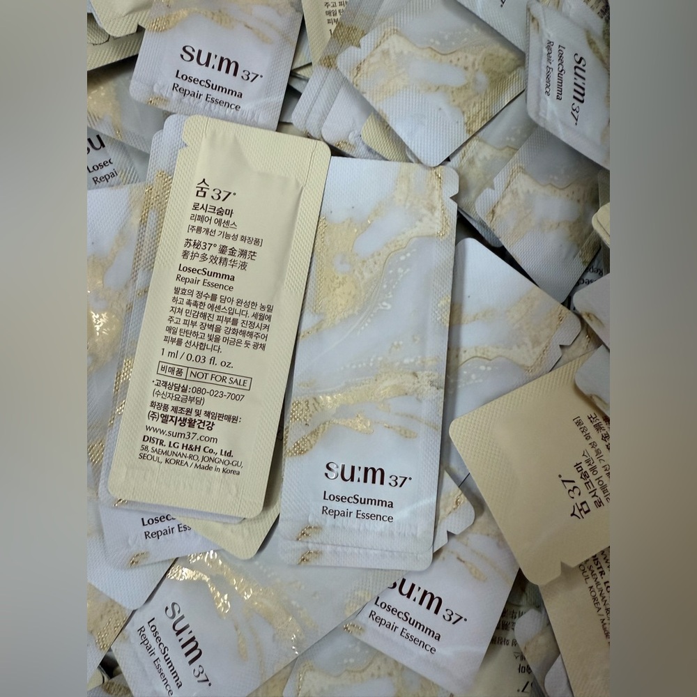 SU:M37 LosecSumma Repair Essence 1ml x 30pcs (30ml) Sample Sum37 Newest Version